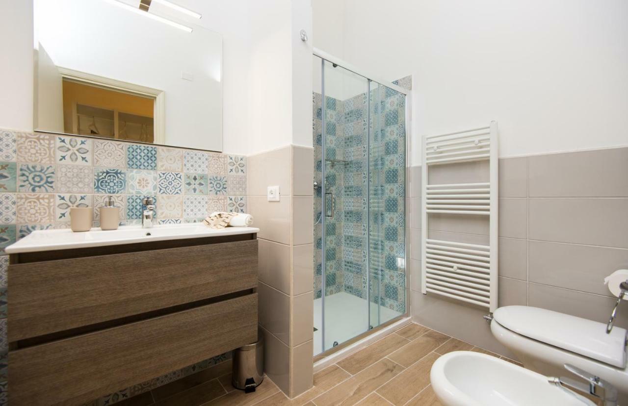 Double Room,1618860186:JPEG